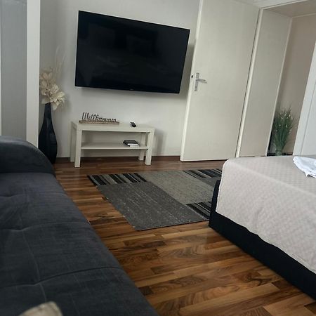 Paower Apartment Вена Экстерьер фото